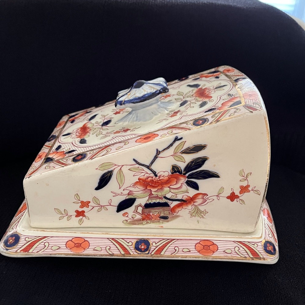Antique Burleigh Ware porcelain cheese keeper. Mint condition - collectible.
